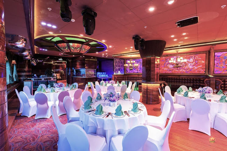 Основной зал в «Лодка» фотография №9