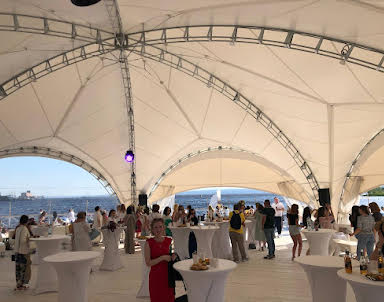 Свадьба в White Place