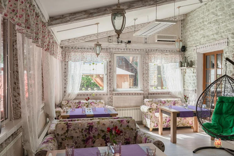 Веранда ресторана "Черемша" в «Старая Мельница» фотография №1