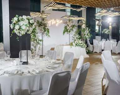  ресторан Nesterov Plaza