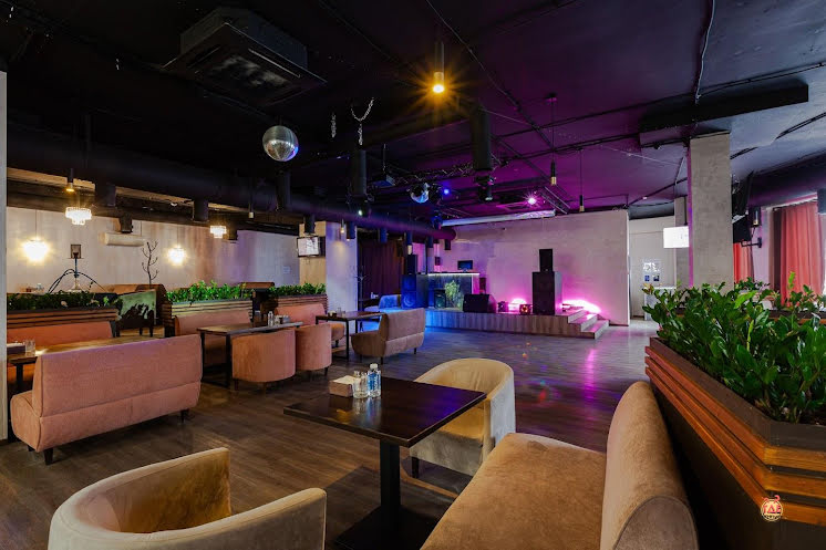 Основной зал в «31/13 La’Room» фотография №12