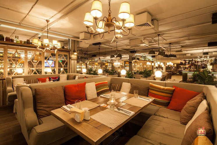 Основной зал в «Кувшин» фотография №2