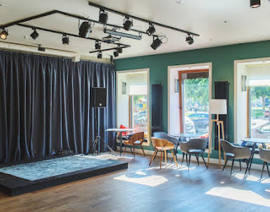 День рождения в Книги и кофе