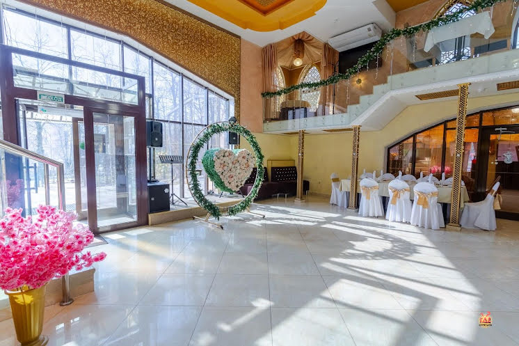 Основной зал  в «Сказка Lounge» фотография №15