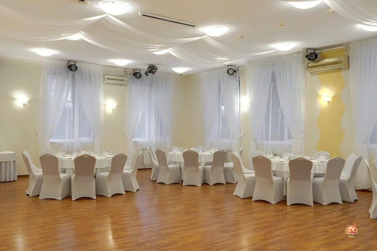 Ресторан на 2 этаже в «Волга» фотография №6