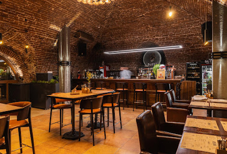 Барный зал в Smoker