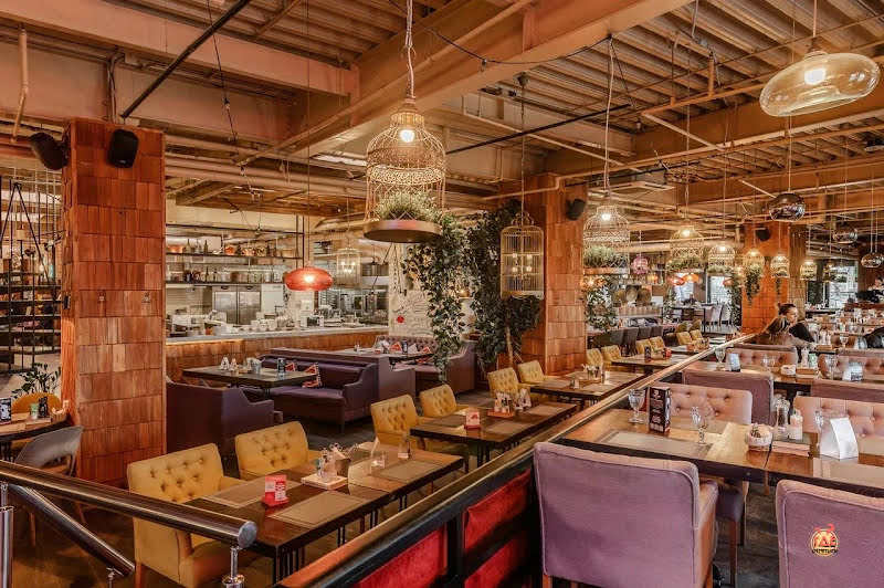 Большая кухня фотография №4