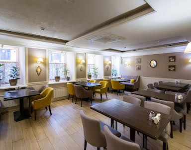  ресторан Траттория Semplice на Чаплыгина