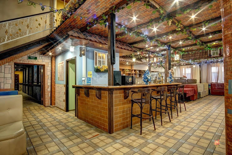 Основной зал  в «Шато Леон» фотография №3