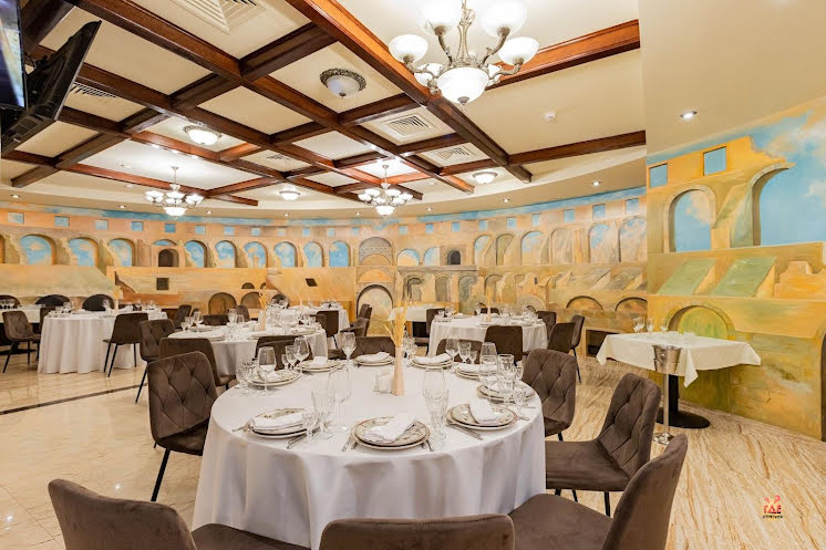 Большой зал в «Колизей» фотография №1