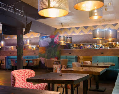  ресторан Караоке-клуб Shizgara на Автозаводе