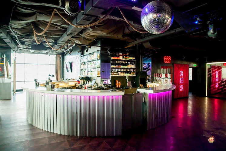 Основной зал  в «Nebar» фотография №9