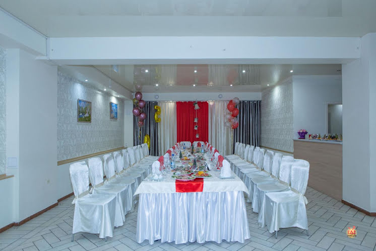 Малый зал в «Siesta на Петухова» фотография №5