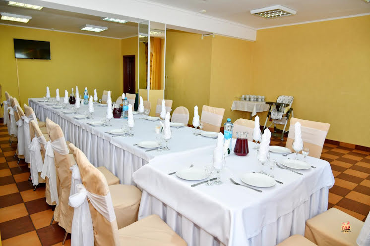 Золотой зал в «Оренбургское подворье» фотография №4