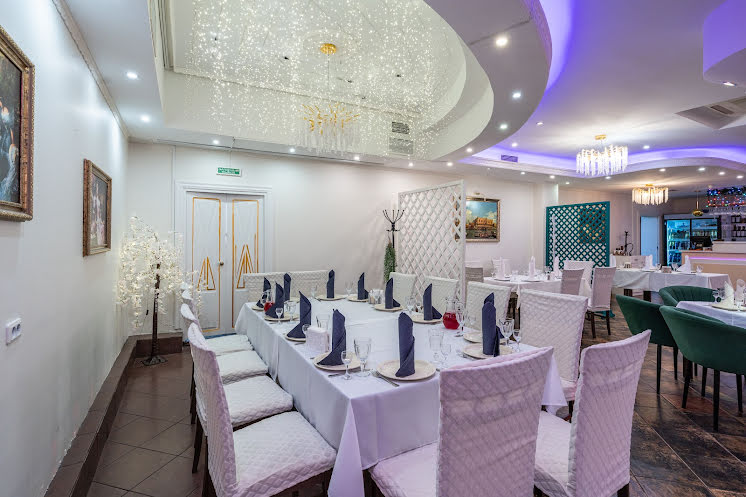 Зал на 2 этаже в «Европа» фотография №6