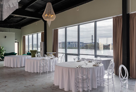 Основной зал в Основной зал