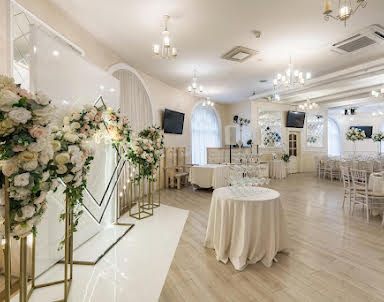 Новый год в Колизей Холл