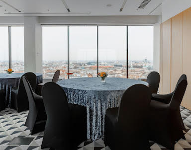  ресторан AZIMUT Сити Отель