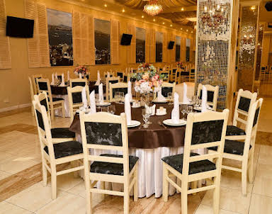  ресторан Buta Palace