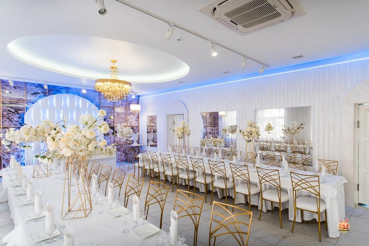 Зал на 65 человек  в «Астория» фотография №3