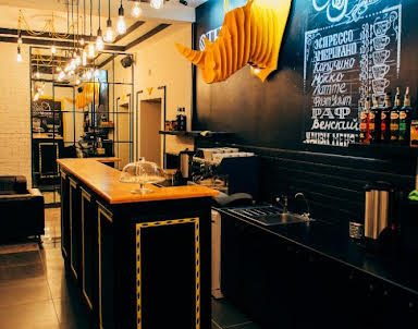  ресторан Жёлтый носорог