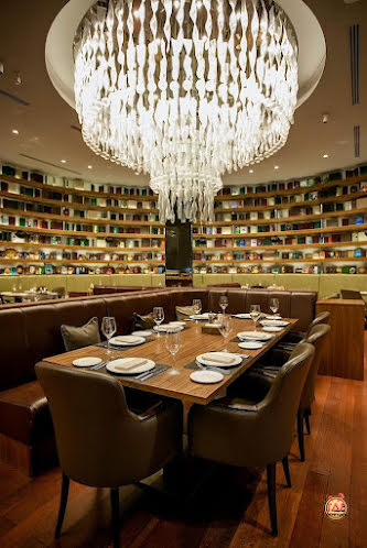 Основной зал  в «RASPUTIN» фотография №2