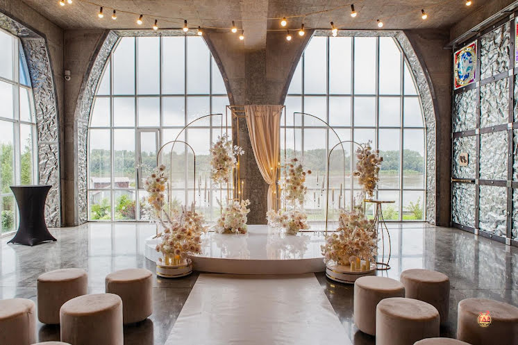 Большой зал  в «Тортуга» фотография №9