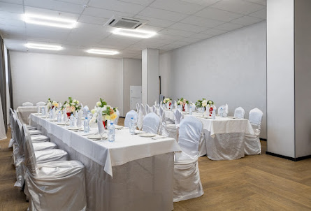 Зал «Алтын» в Зал «Crystals»