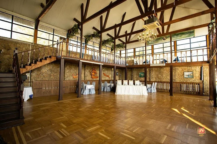 Зал на 100 человек в «Кафе-Клуб» фотография №7