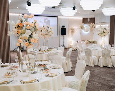  ресторан Hilton Garden Inn Kaluga