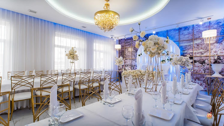 Зал на 65 человек  в «Астория» фотография №10