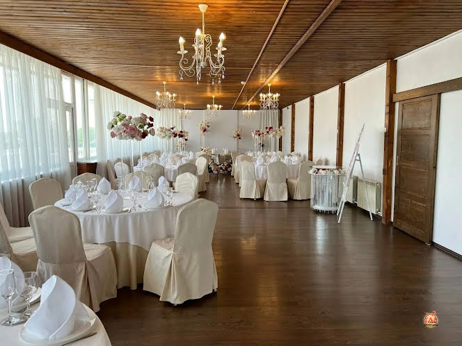 Зал «Веранда» в «Ковбой» фотография №4