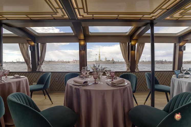 Палуба в «Теплоход "Амели"» фотография №13