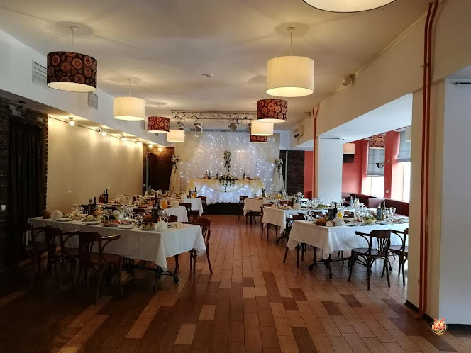 Основной зал в «Bufet» фотография №15