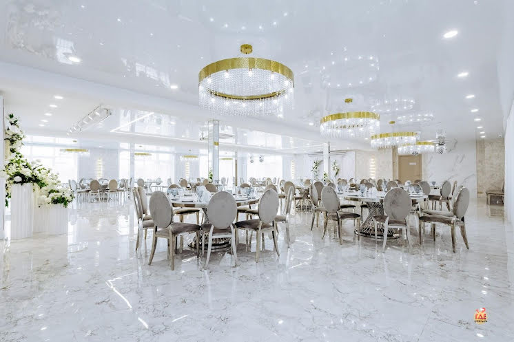 Основной зал  в «VODA» фотография №12