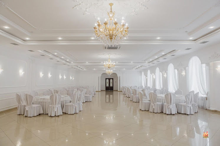 Зал "Римский" в «Версаль» фотография №1