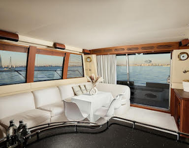  ресторан YES BOAT