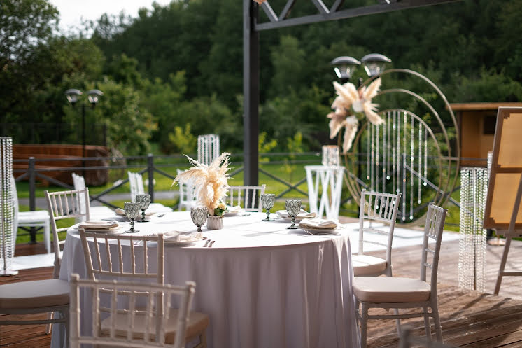 Летняя терраса в «Парк-отель Воздвиженское» фотография №8