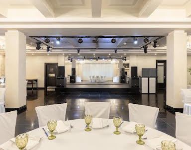  ресторан Времена года в Парке Горького