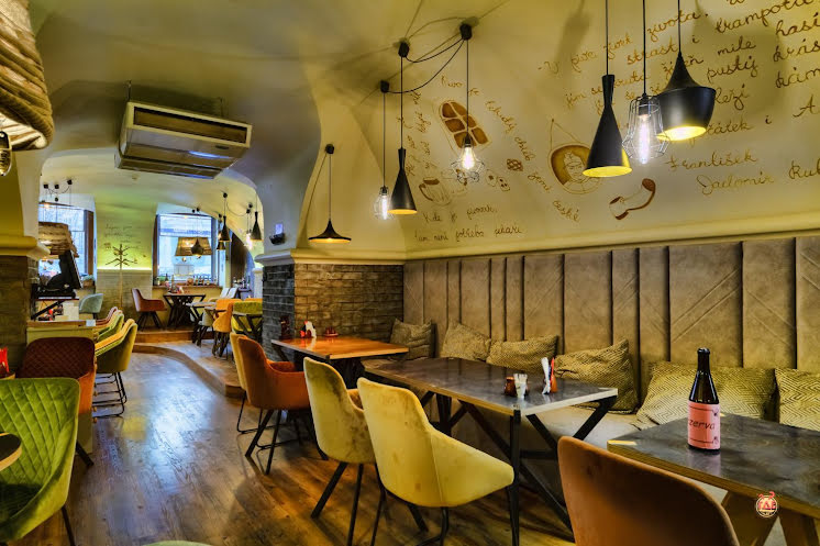 Основной Зал в «Karlovy Pivovary» фотография №2