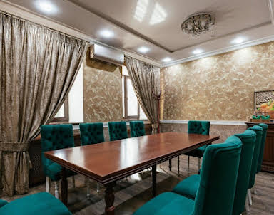  ресторан Цирани холл