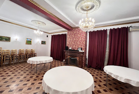  "Замок на Неве" в  "Замок на Неве"