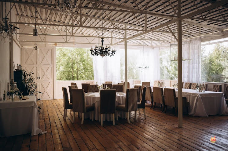 Летняя веранда в «Театр Юности» фотография №2