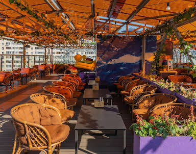  ресторан Feromon Komenda