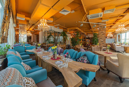 Основной зал в Летняя веранда