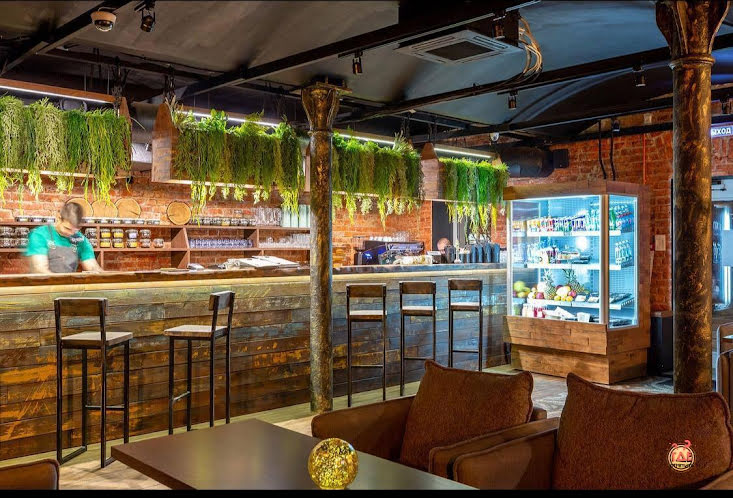  Темный зал в «Хорошее место на Трифоновской» фотография №7