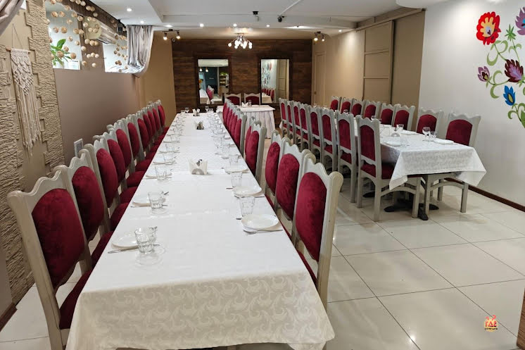 Основной зал  в «Маруся» фотография №10