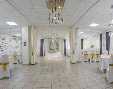  ресторан Праздничный