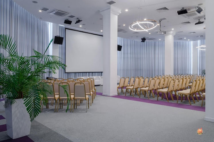 Сити Холл  в «Marins Grand Hotel Астрахань» фотография №6