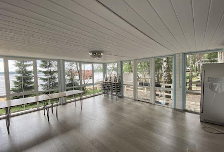 Застекленная VIP-беседка в Коричневая беседка 